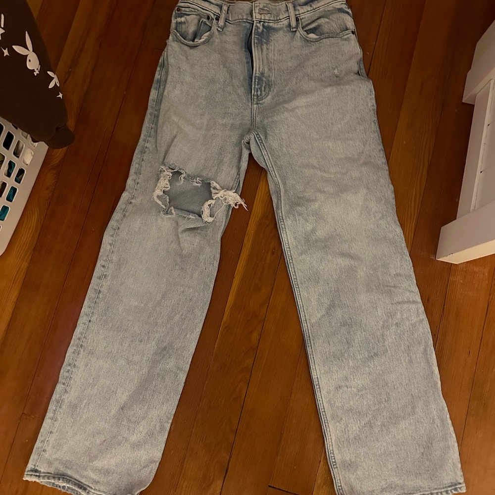 Abercrombie and Fitch Light Blue 90s Relaxed High Rise Jeans